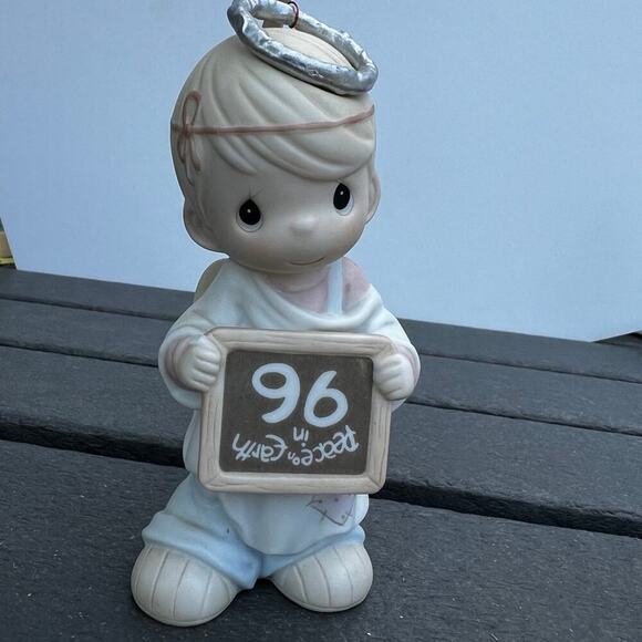 Precious Moments by ENESCO: PEACE ON EARTH…ANYWAY - Picture 2 of 10